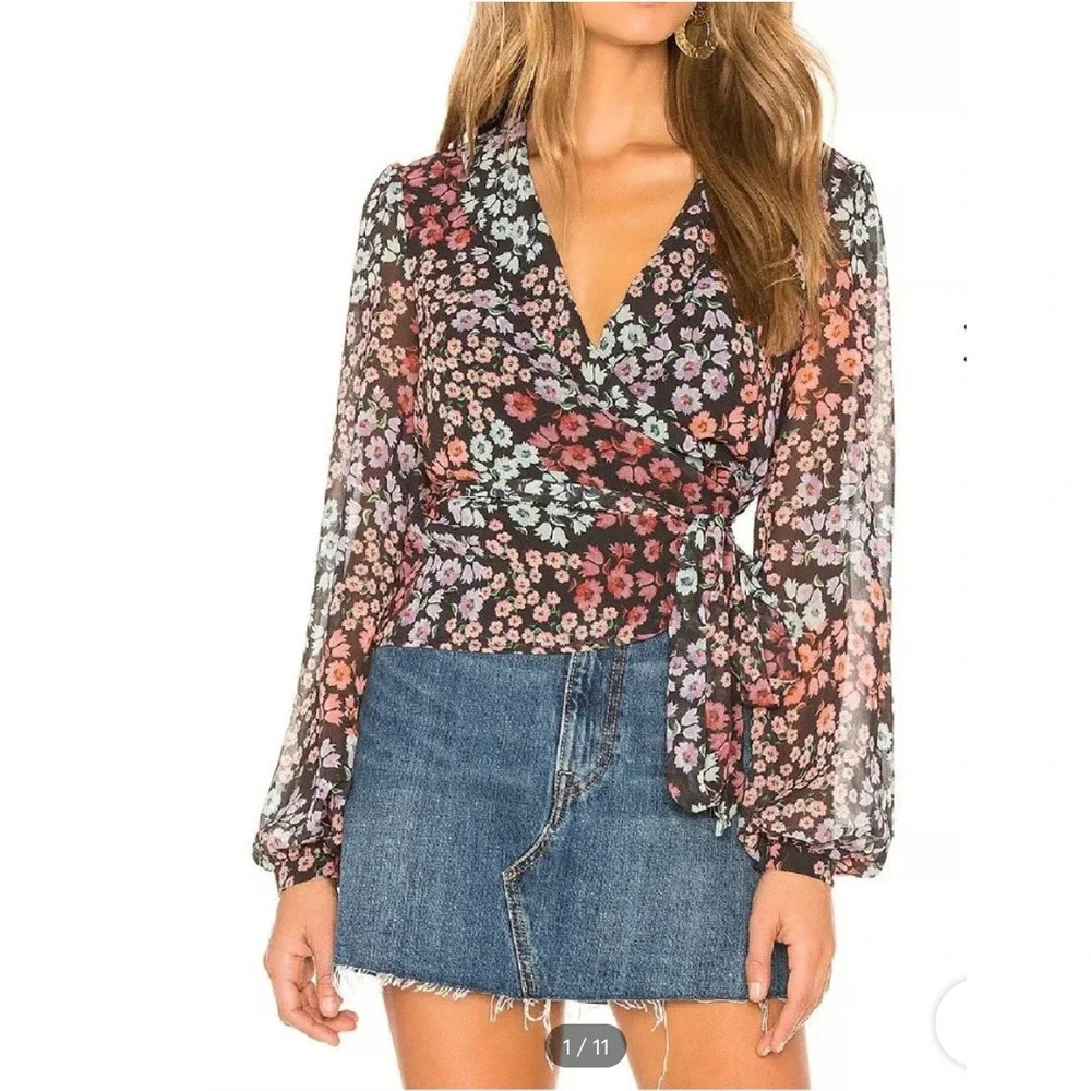 Lovers + Friends Michaela Top Women XS Black Floral Wrap V-Neck Long Sleeve